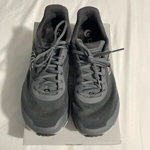 Topo Men's Grey/Grey Ultraventure 4 Trail Running Shoes Size 10 Wide